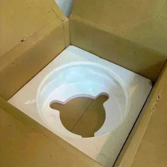 New in box! 1977 Sunbeam Heritage Pot 4 L slow cooker model SC-5 - Picture 9 of 12